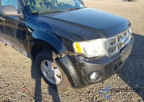 2011 Ford Escape Xlt from USA, damaged, VIN 1FMCU9D72BKA97234